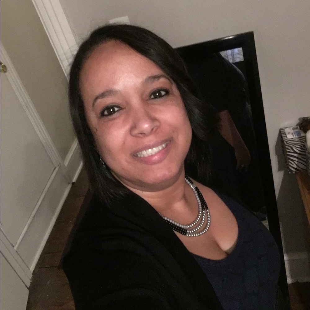 Meet your Posher, Nicole